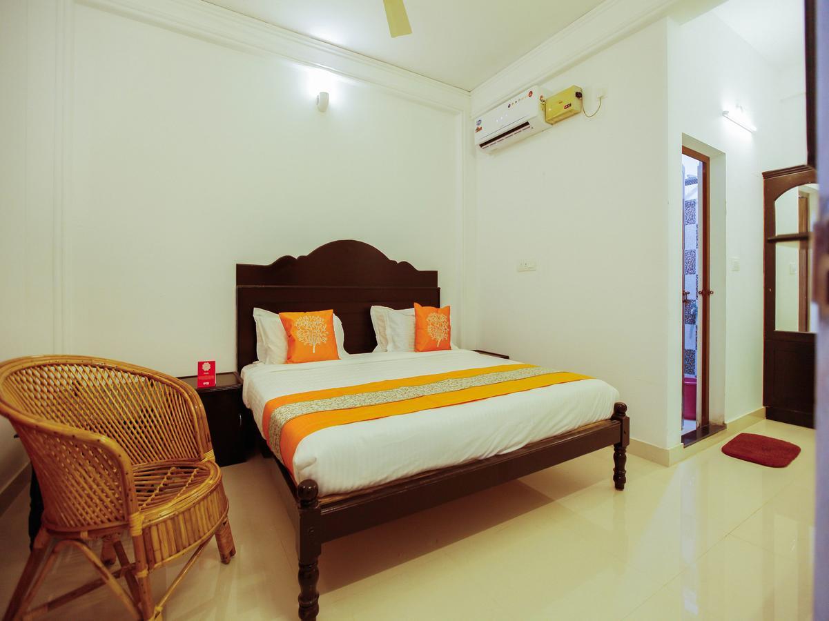 Oyo 4867 Royal Homes Alappuzha Exterior foto